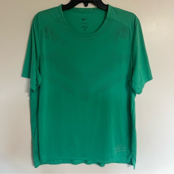 Nike Running Division Shirt Size XL Rise 365 Green Run Reflective - Picture 1 of 11